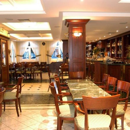 Hotel Kastoria In Kastoria City Restaurant photo